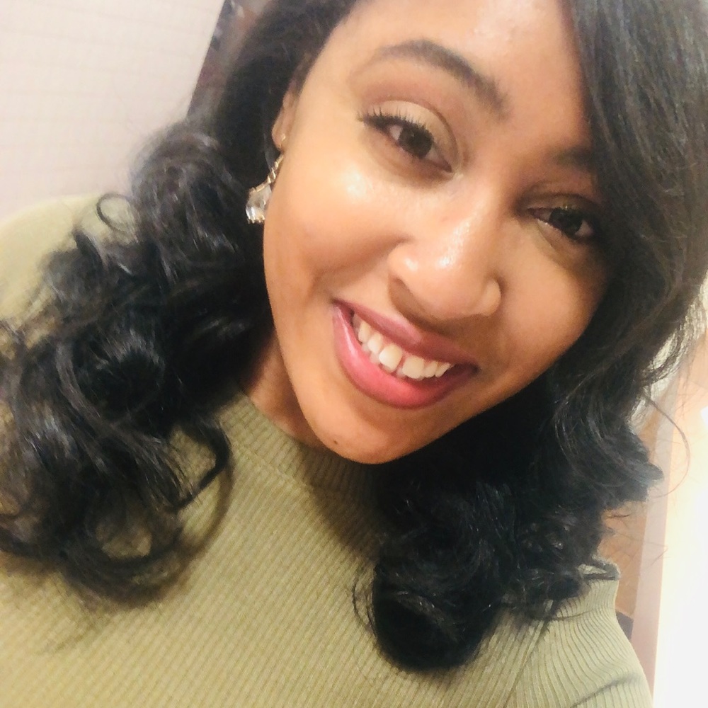 Meet your Posher, Jasmine